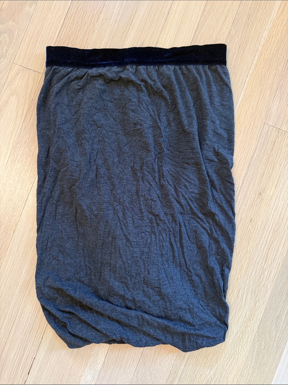 T by Alexander Wang Charcoal Gray knit Skirt with navy velvet waistband